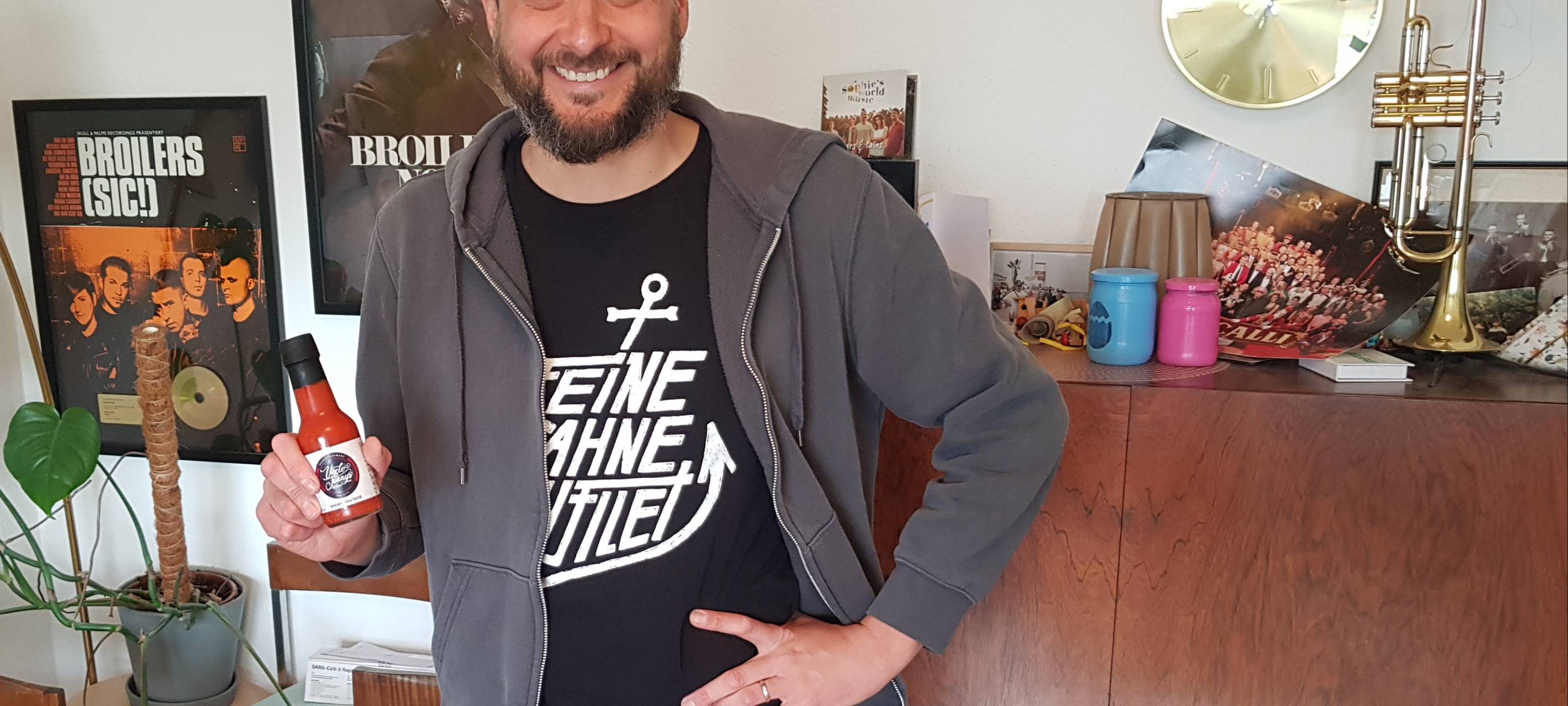 Kaarster Musiker produziert scharfe Soßen