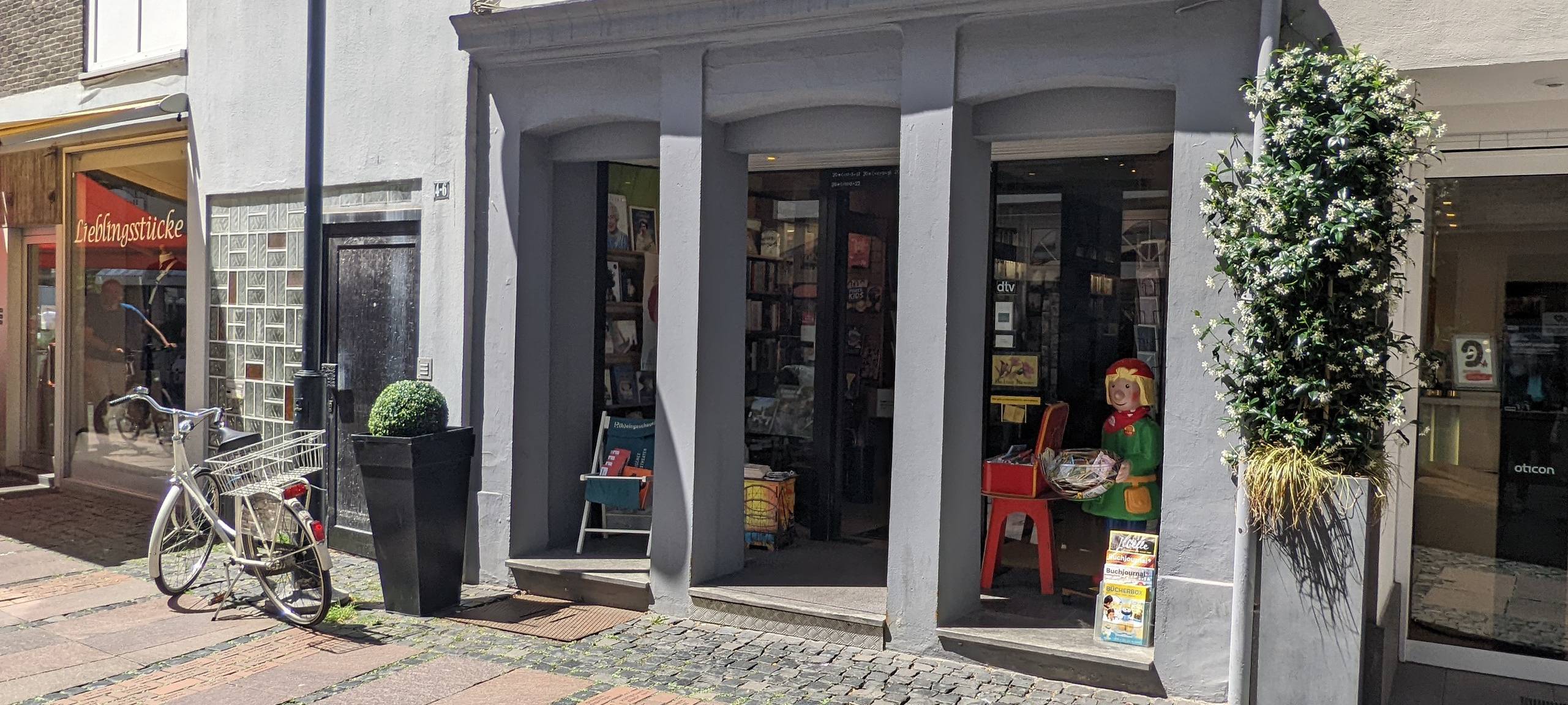 Bücherhaus am Münster in der Neusser Innenstadt