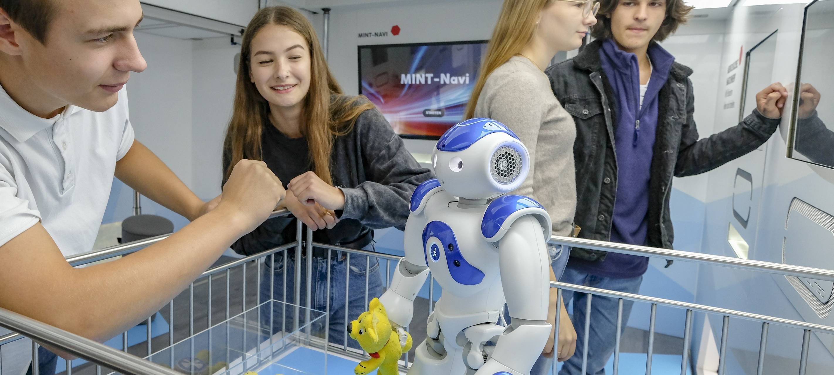 Tech-Truck an Neusser Schule