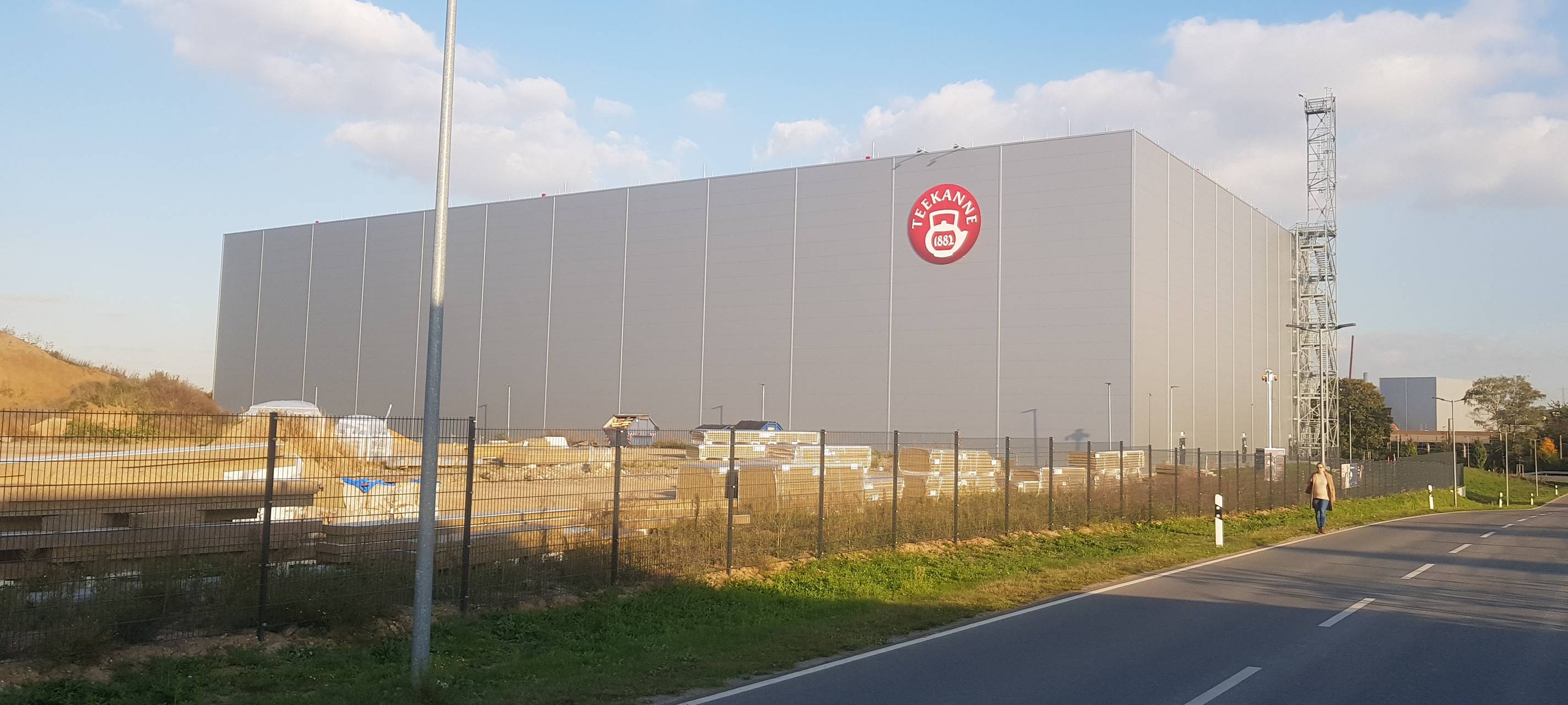 Neues Rohwaren-Lager von Teekanne in Neuss