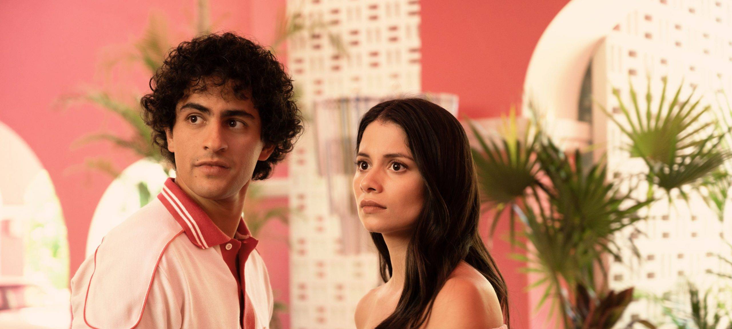 Auch die Mädels im Hotel gefallen Maximo.