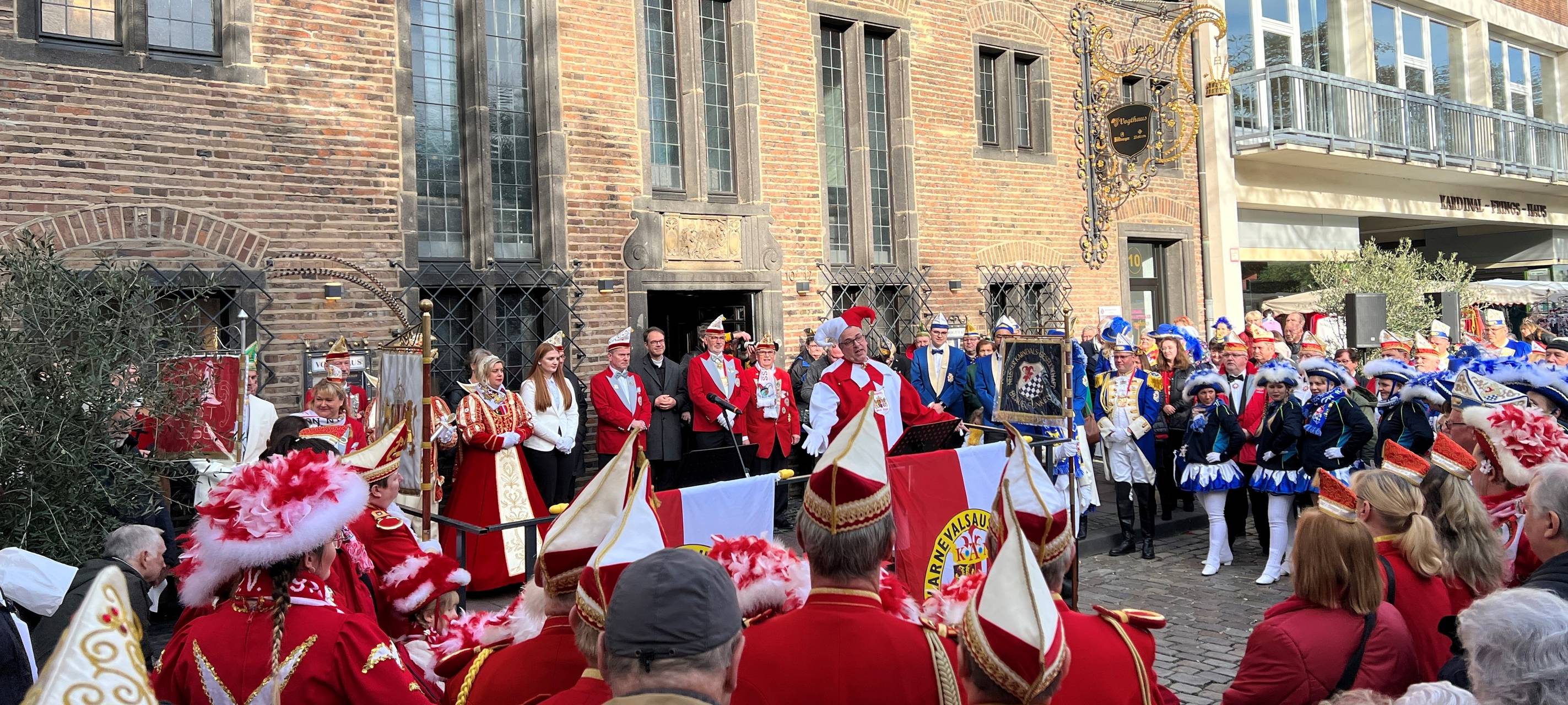 Hoppeditz im Rhein-Kreis Neuss erwacht