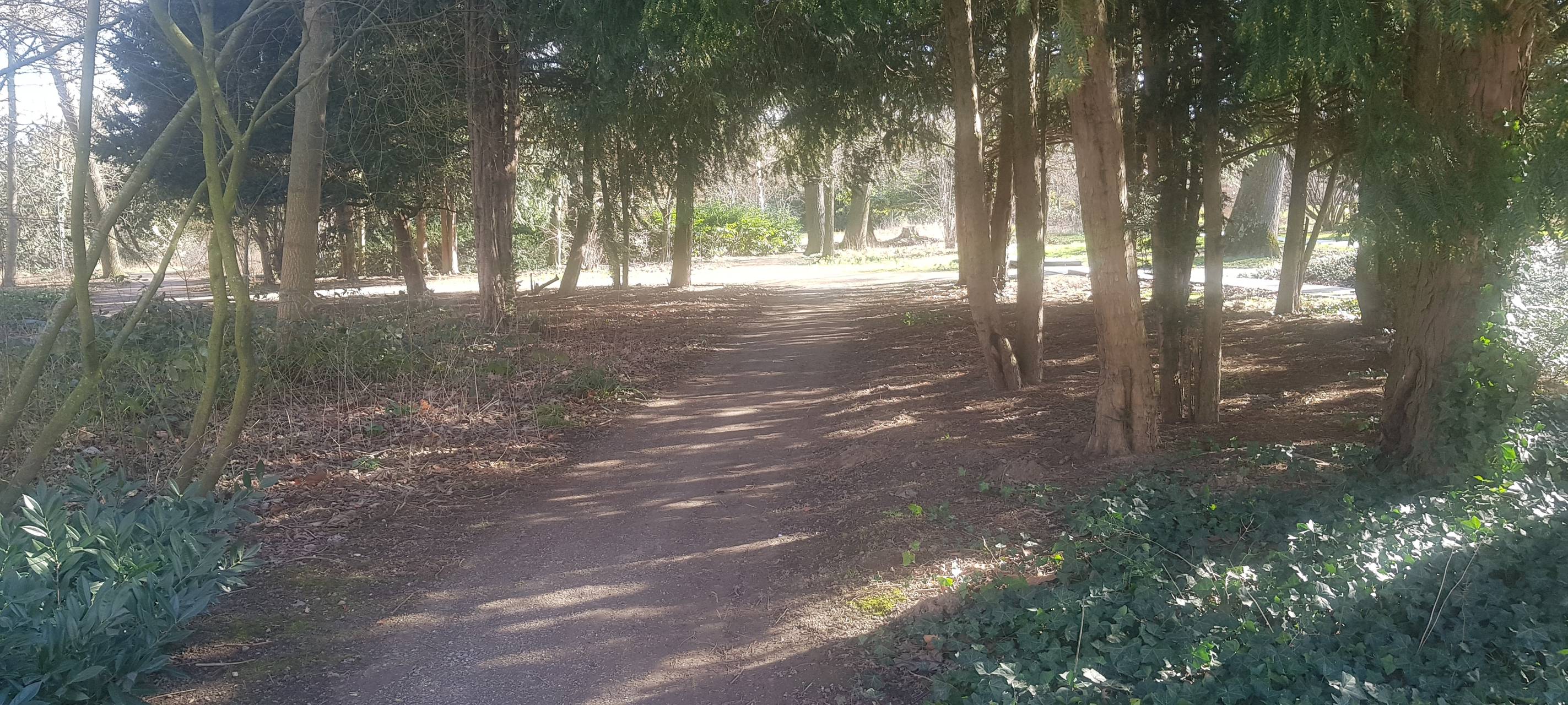 Maßnahmen gegen Drogenszene im Bereich Neusser Stadthalle