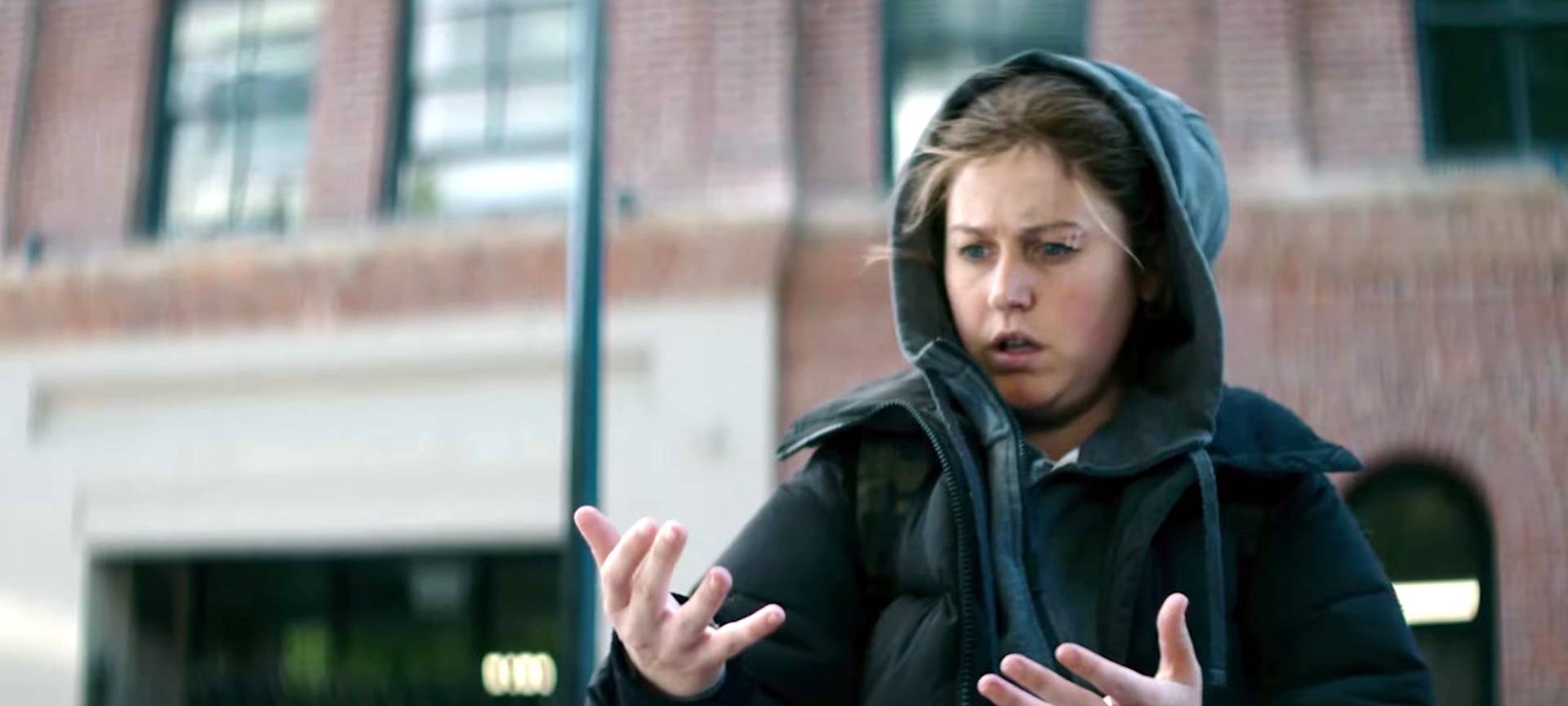 Auch sie kann mit ihren Händen Elektroschocks verteilen.