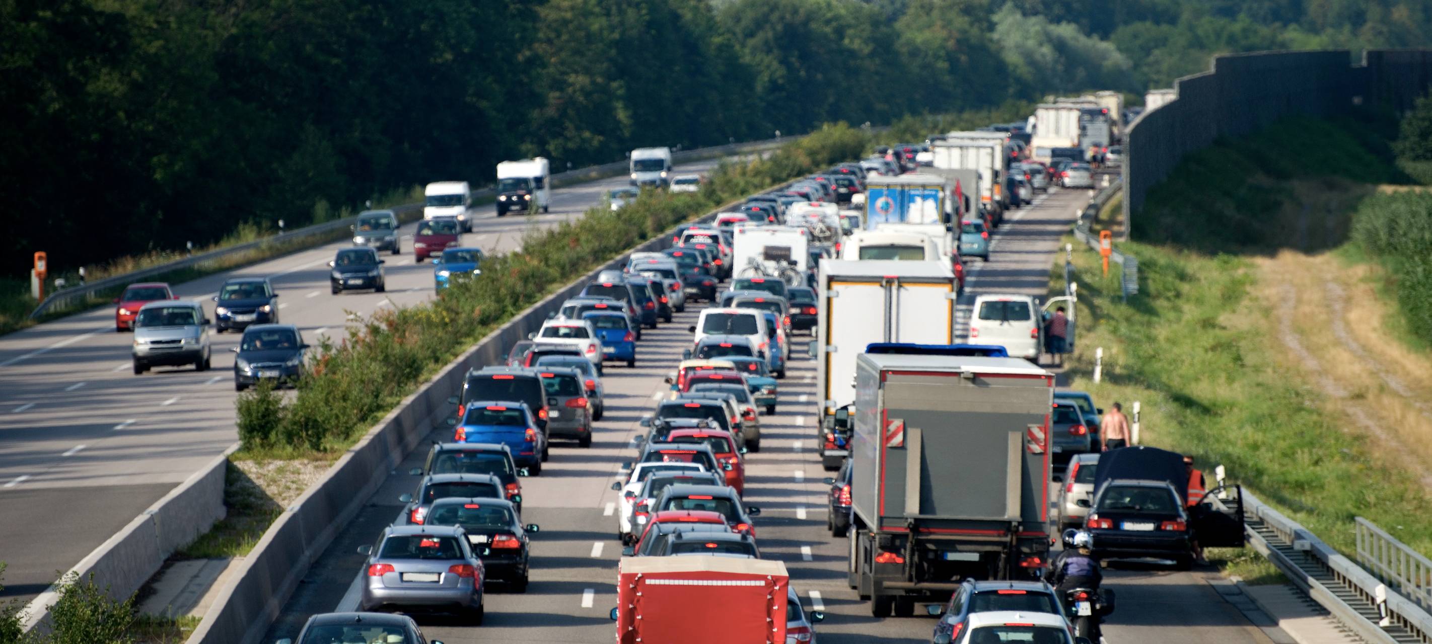 Letzter Schultag: Volle Autobahnen erwartet