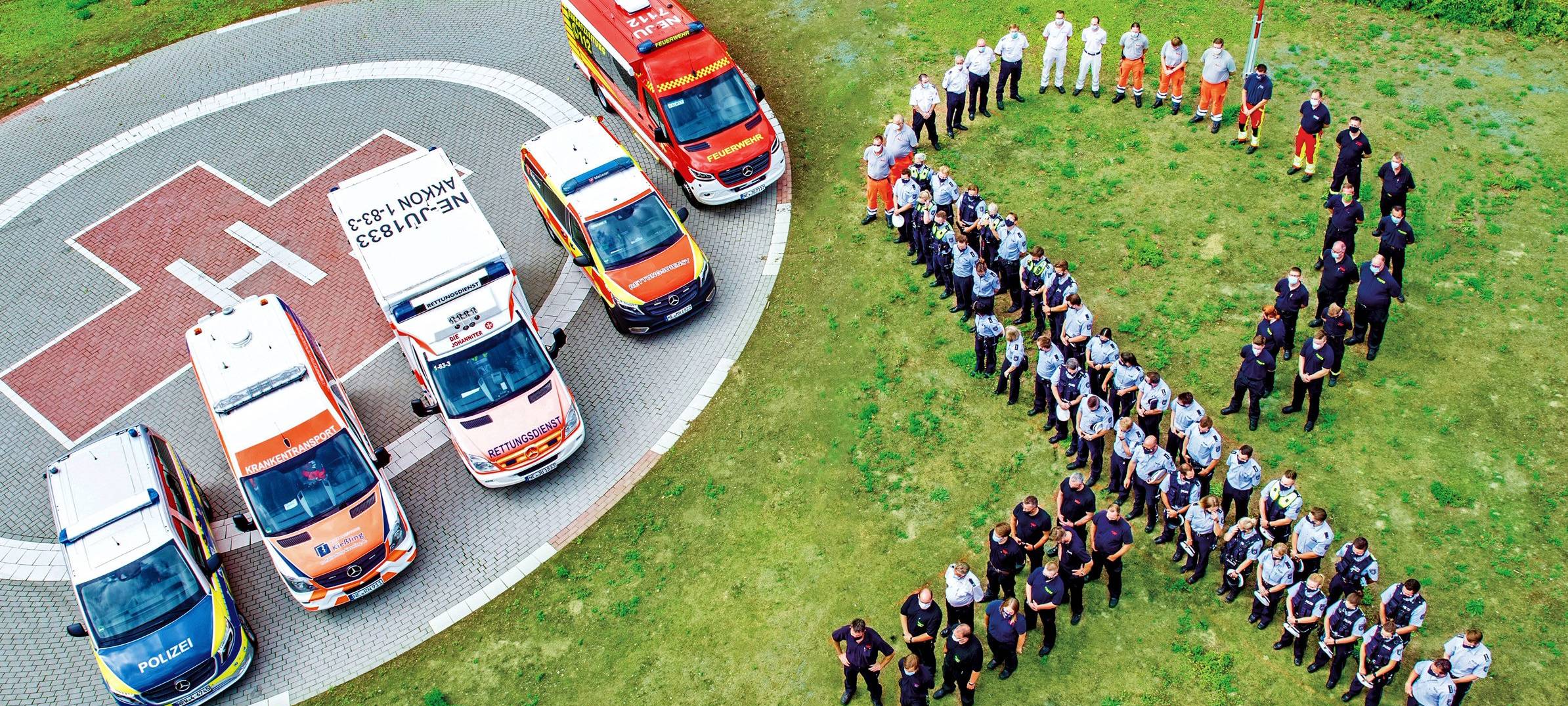 Feuerwehren im Rhein-Kreis Neuss zur Explosion in Ratingen