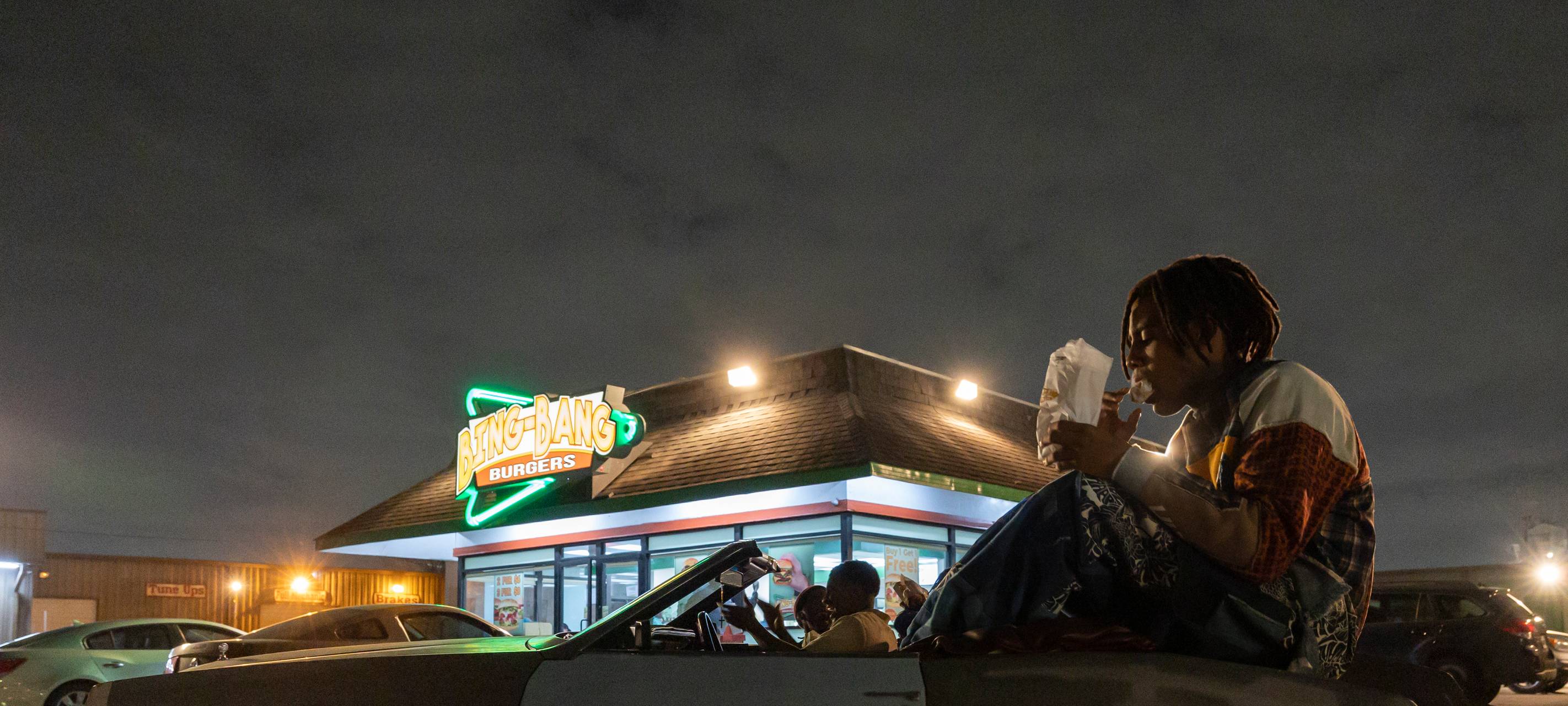 Cootie mit seinen neuen Freunden.