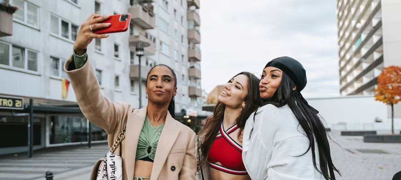 Die Mädels wollen Influencerinnen werden.