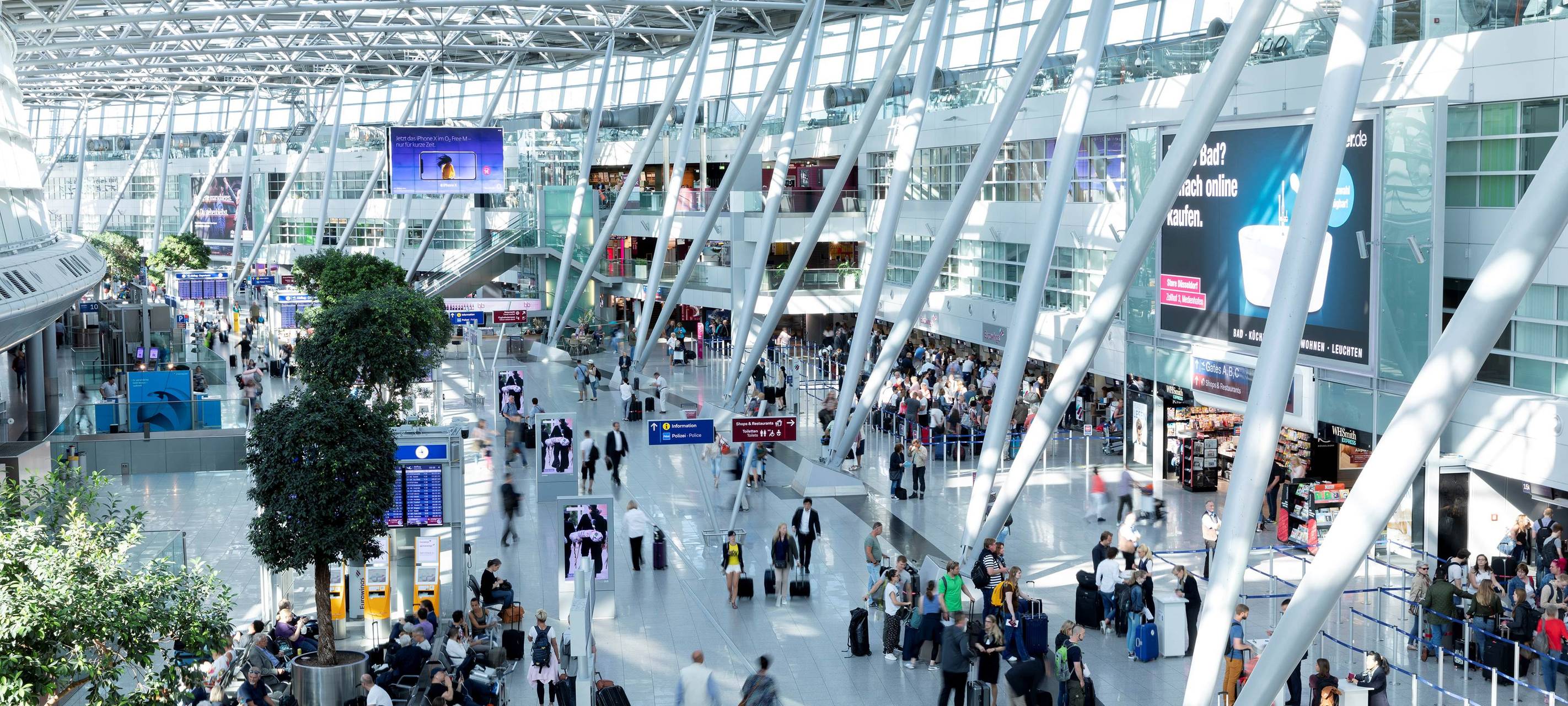 Intensive Sicherheitskontrollen am Flughafen Düsseldorf