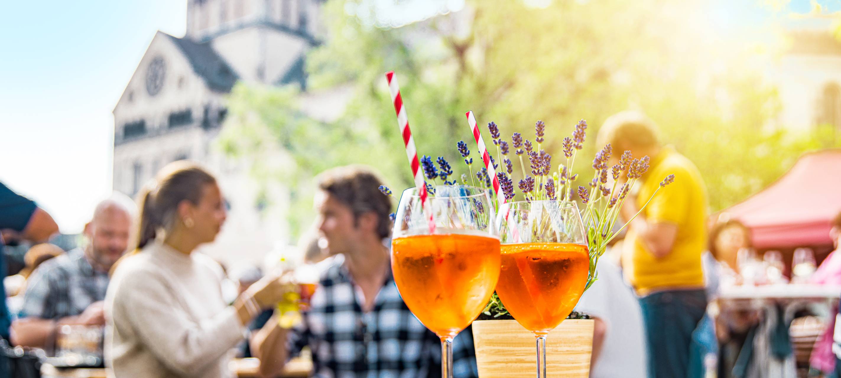Feierabendmarkt heute wieder in Neuss