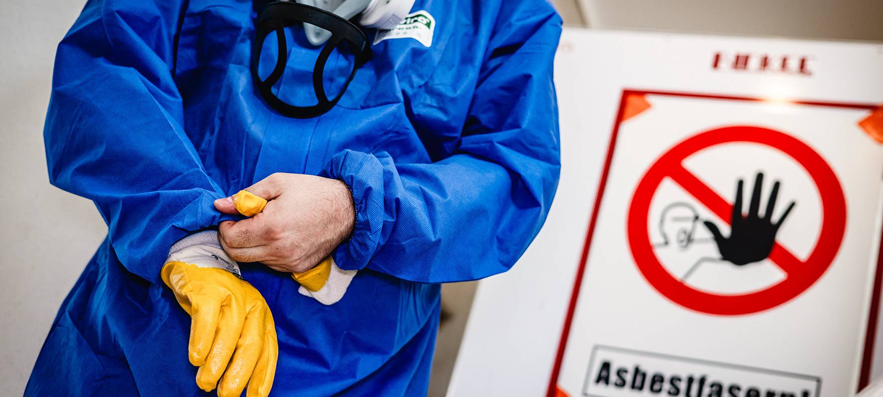 IG Bau warnt vor "Asbest-Welle" im Rhein-Kreis Neuss