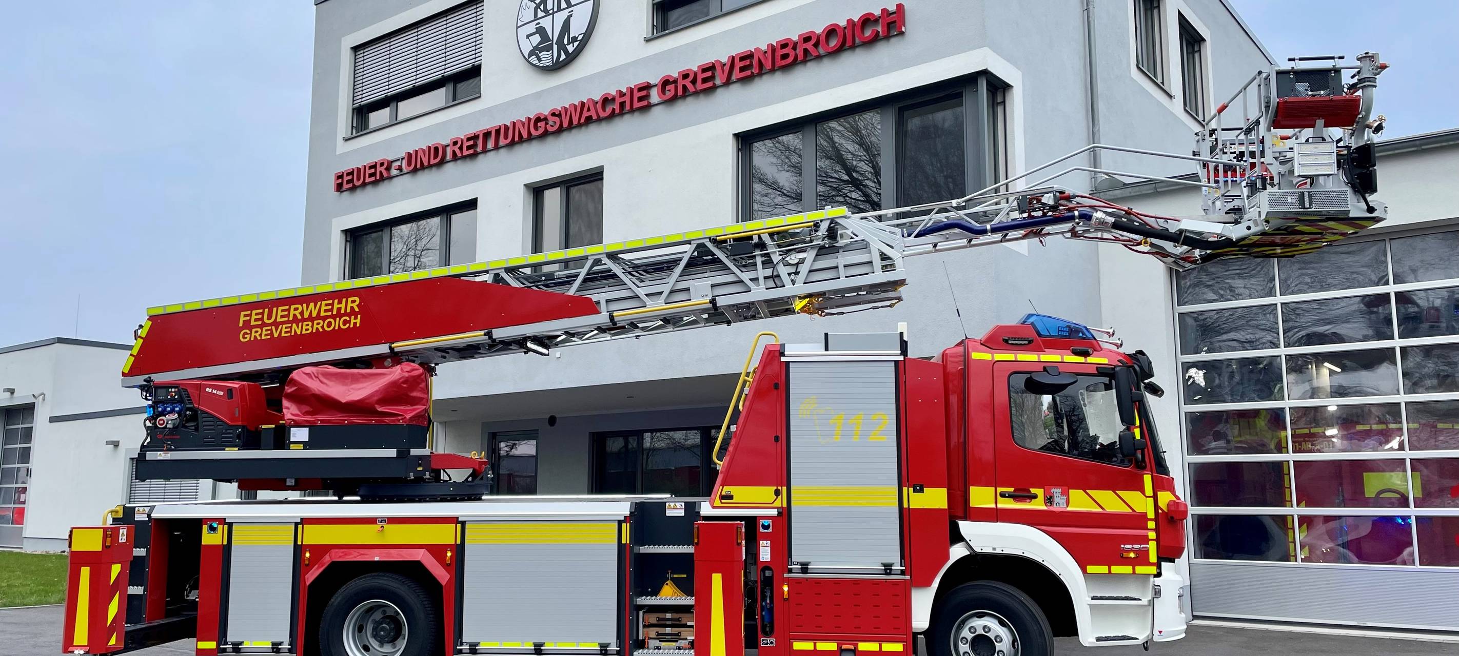 Neues Drehleiter-Fahrzeug für die Feuerwehr Grevenbroich