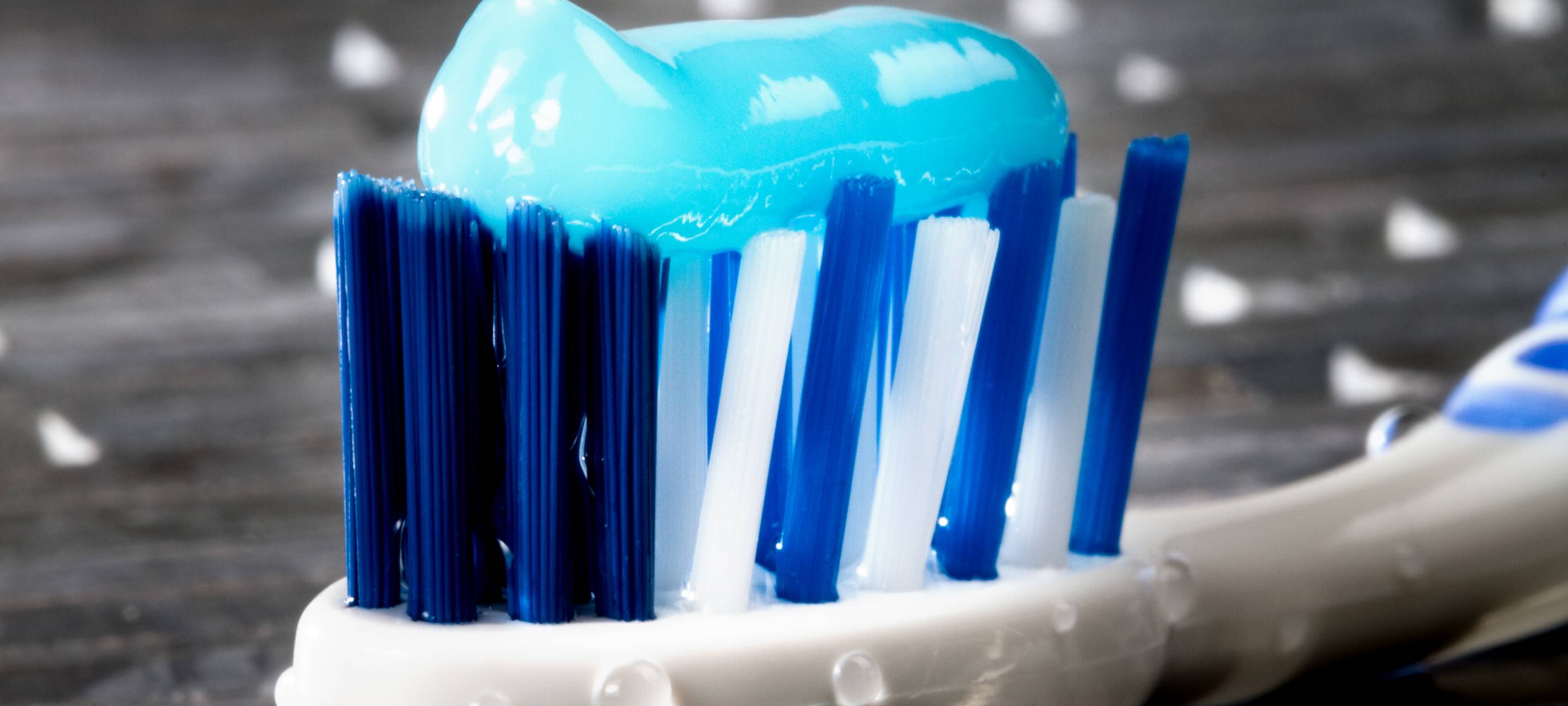 Zahnarztpraxen im Kreis wegen Corona oft leer