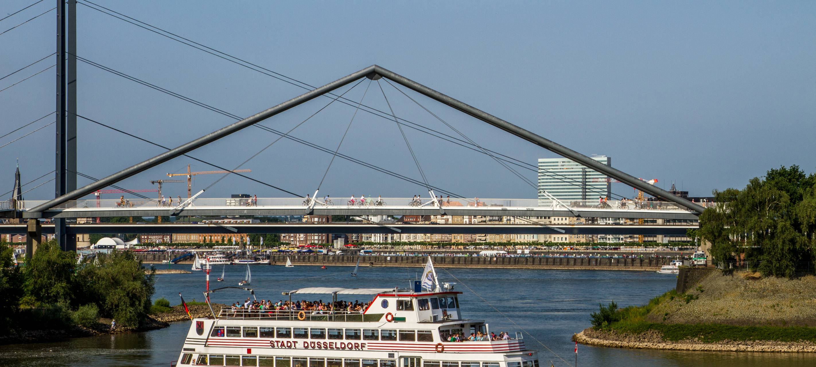 Warnung vor Gefahren in Seen und Flüssen
