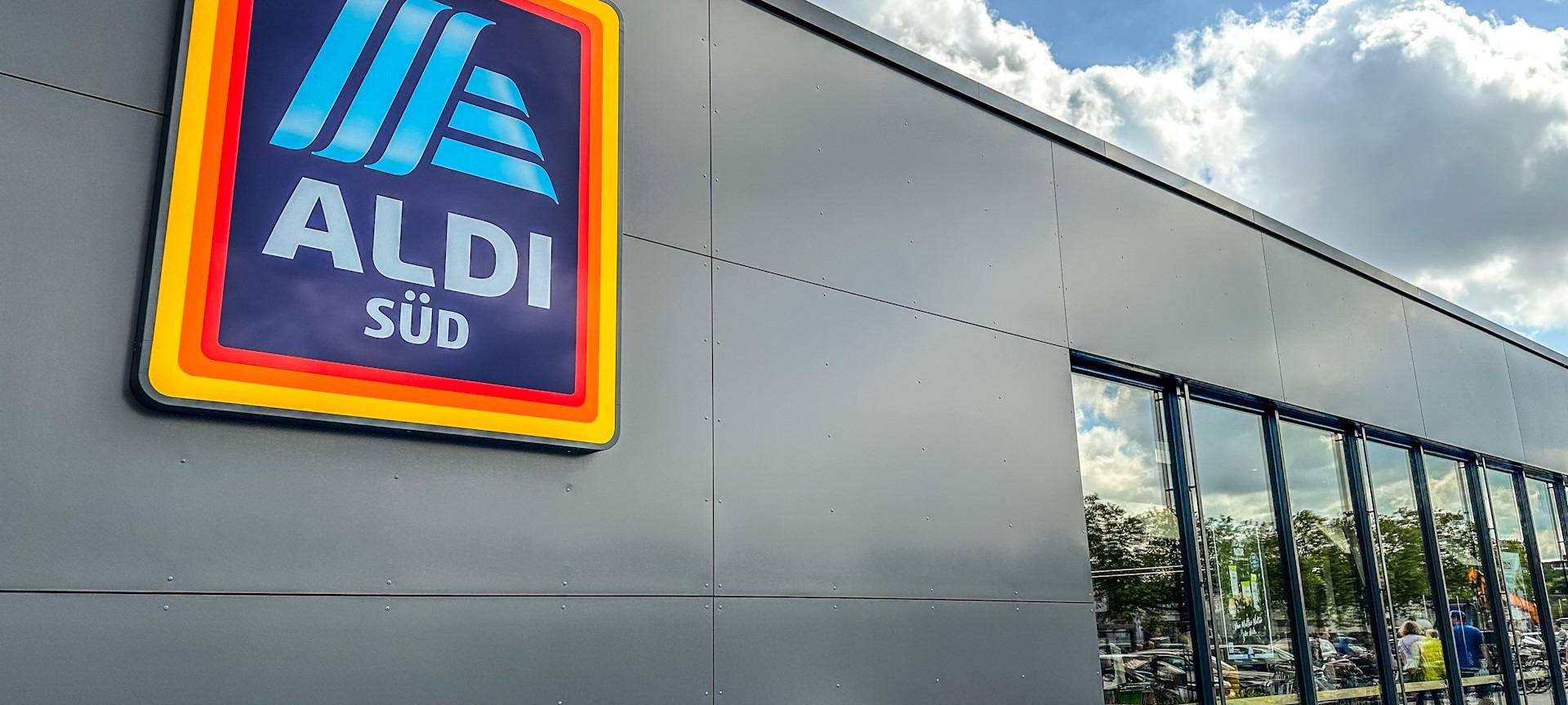 Zweitgrößte Aldi-Filiale Deutschlands in Neuss eröffnet