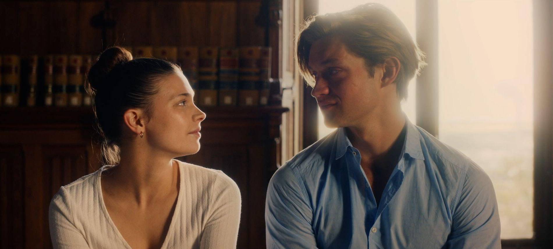 James und Ruby entwickeln Gefühle für einander.