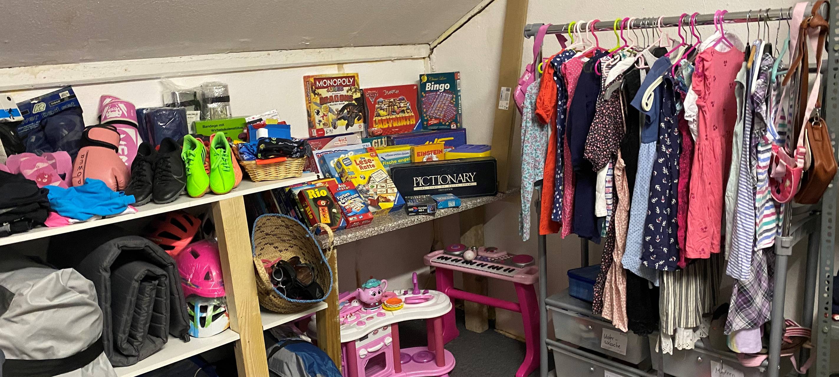 Hand in Hand: Unterstützung für Bedürftige in Jüchen