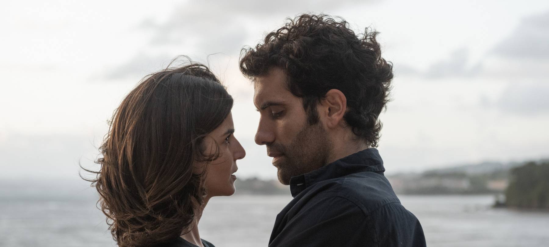 Ana und Daniel verlieben sich ineinander.