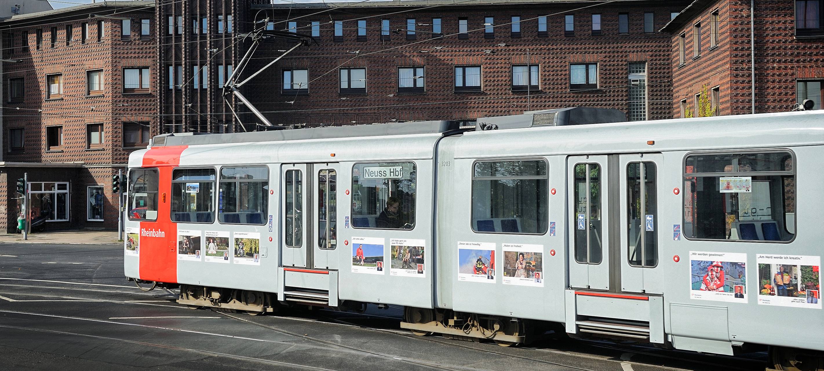Rheinbahn am Handweiser nach Neuss