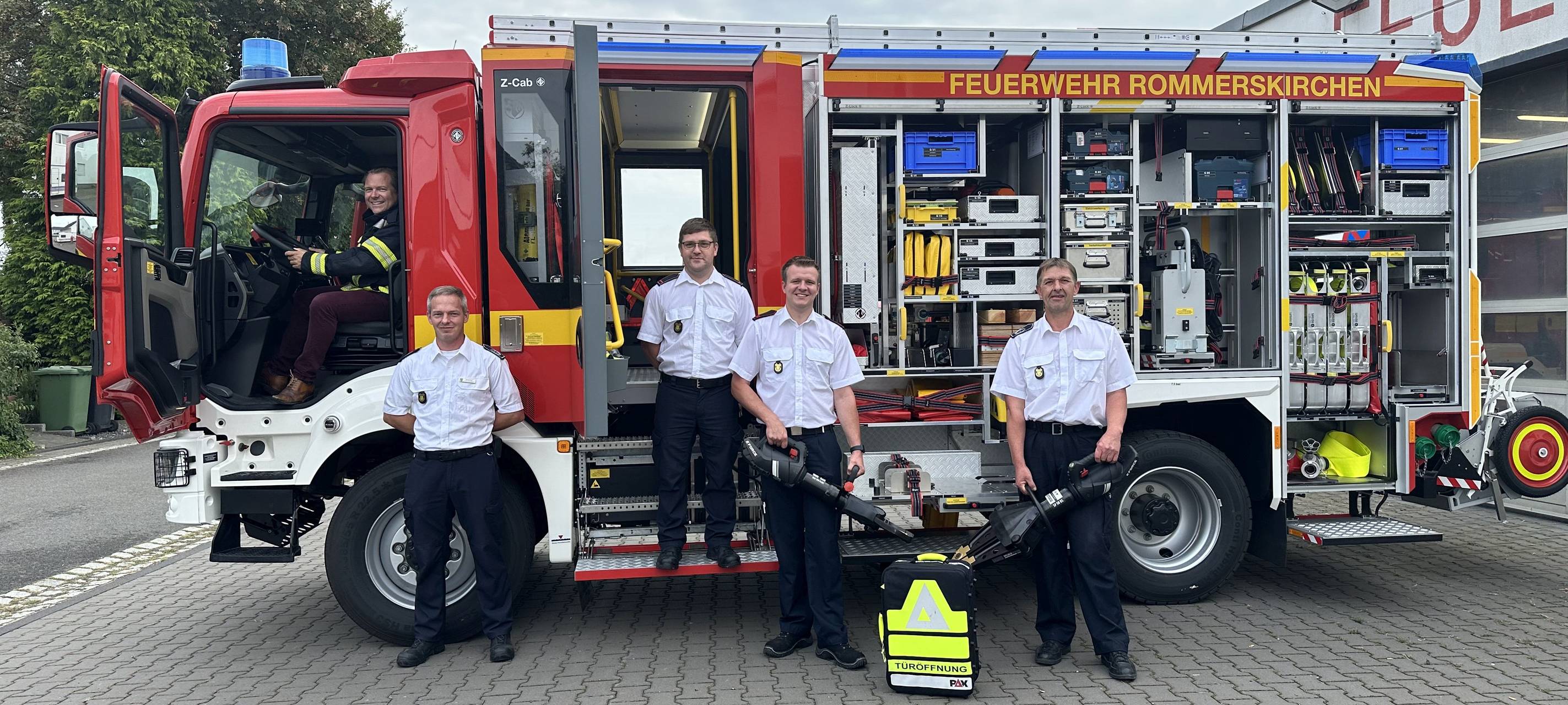Neues Löschfahrzug für die Feuerwehr Rommerskirchen
