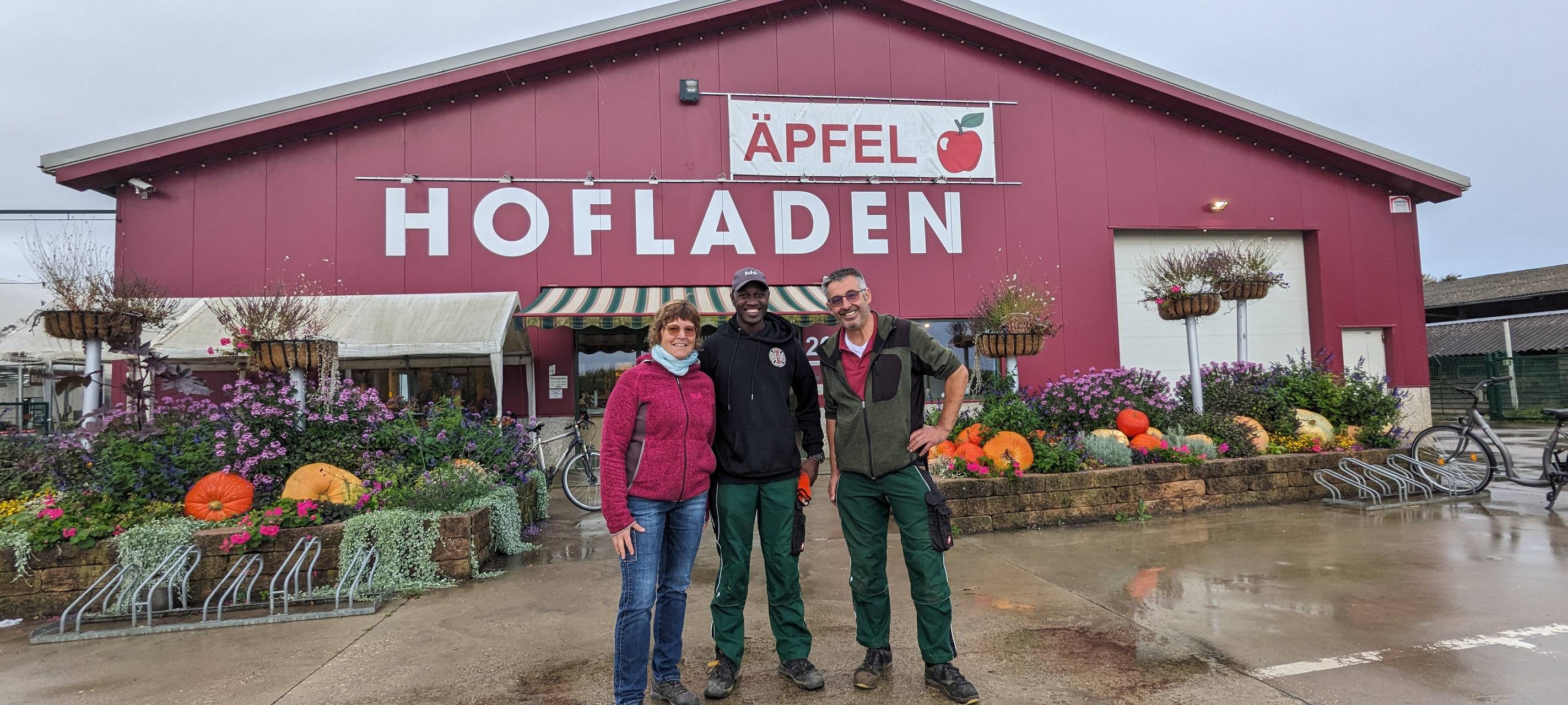 Farmer aus Uganda macht Praktikum in Kaarst