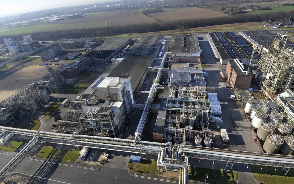 Lanxess Halt Umsatz Aus Vorjahr Ne Ws 4