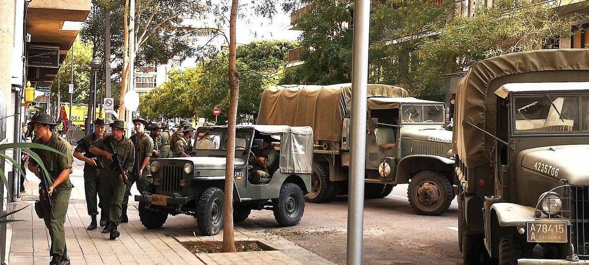 Joe spielt mit dem Feuer.