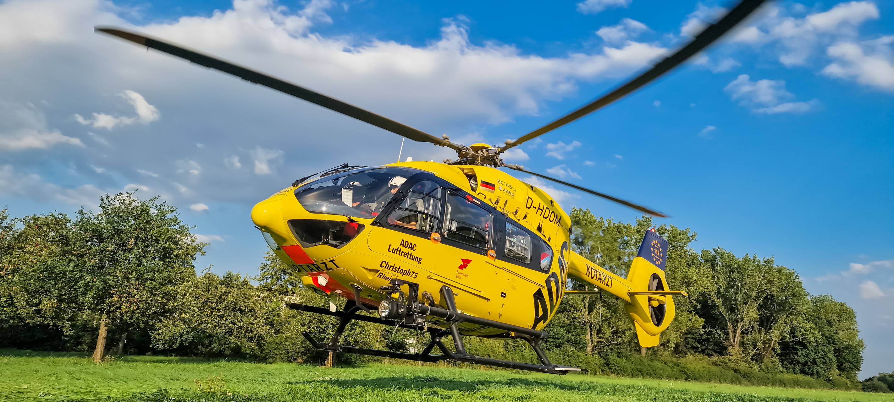 Zwei Verletzte nach Explosion an Dönerstand in Dormagem