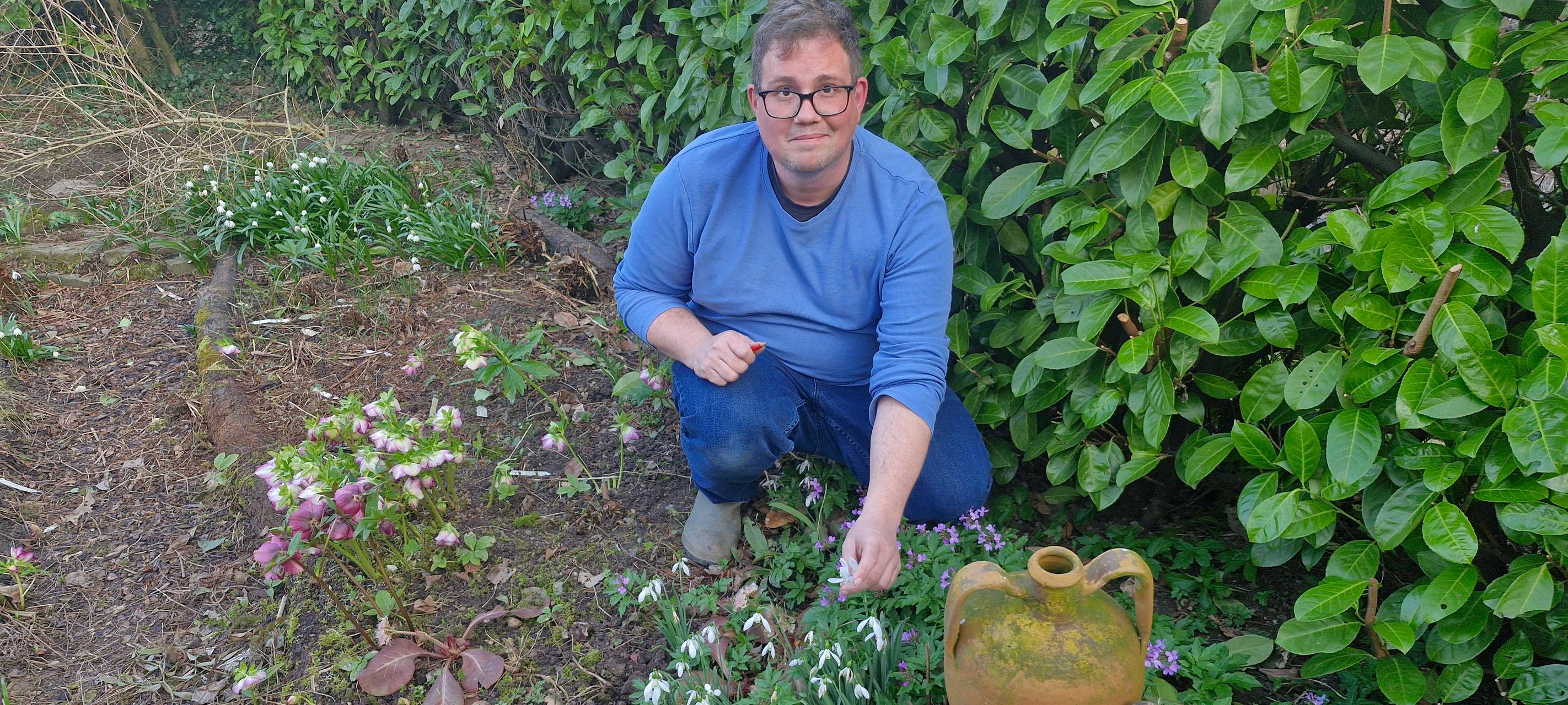 Der Schneeglöckchen-Sammler aus Meerbusch