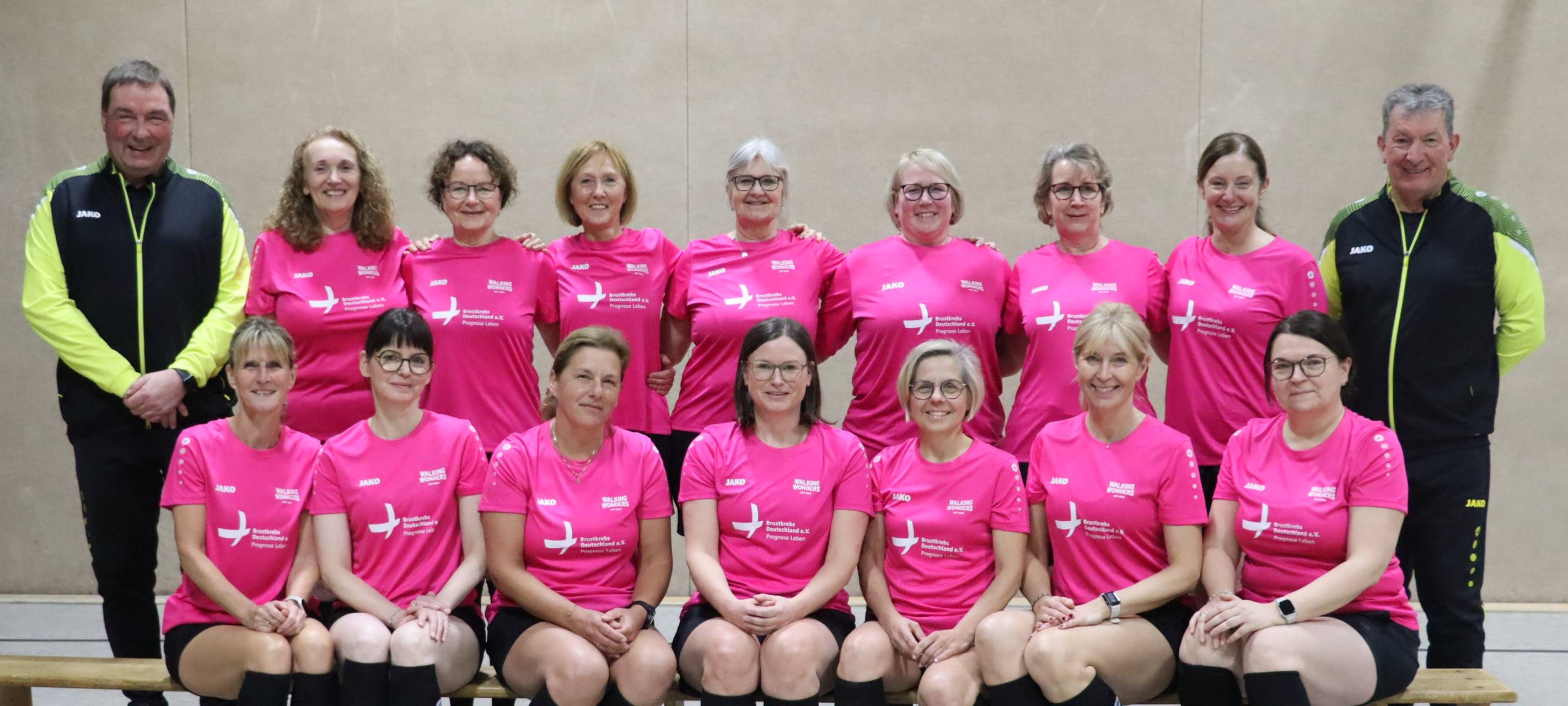 Deutschlands erste Walking-Football-Damenmannschaft