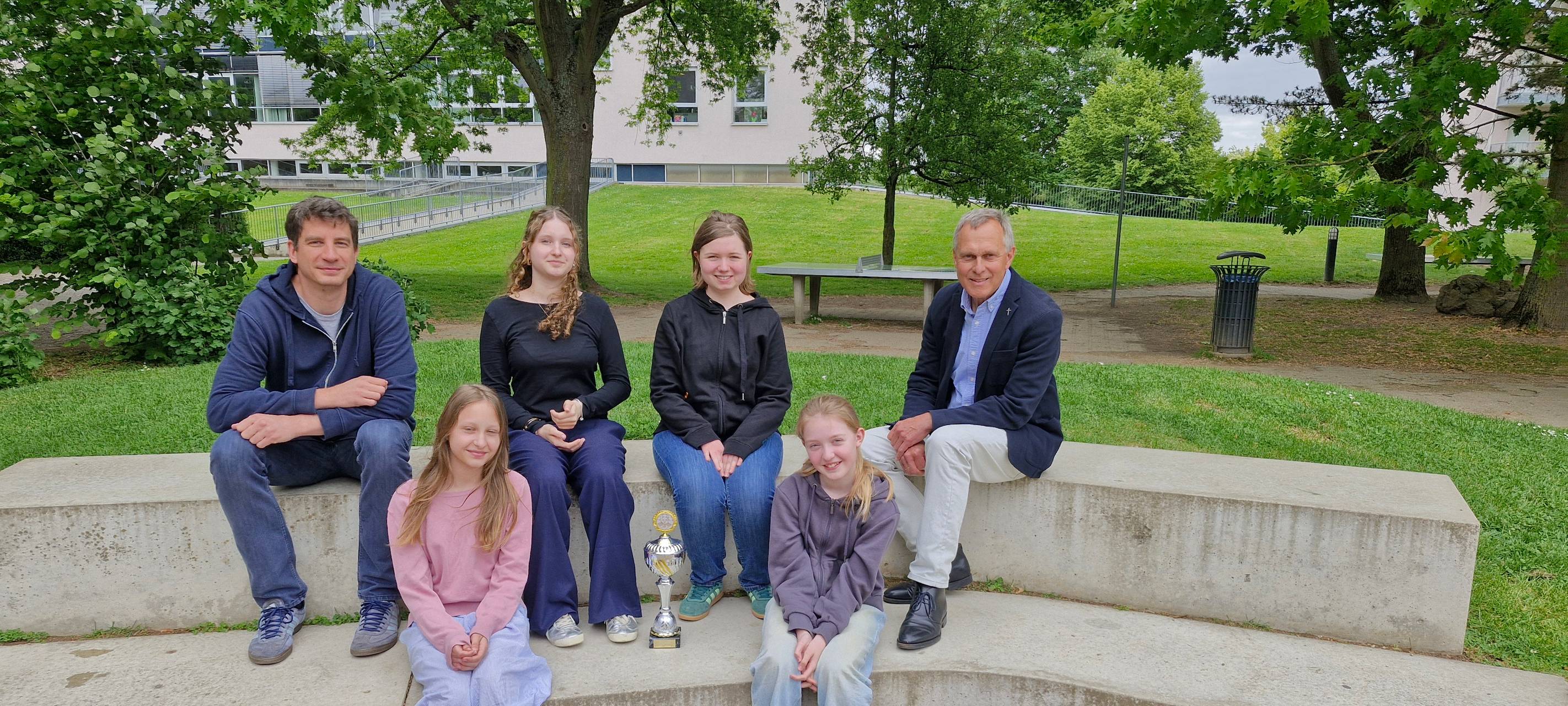 Schülerinnen aus Dormagen sind deutsche Schulschachmeister