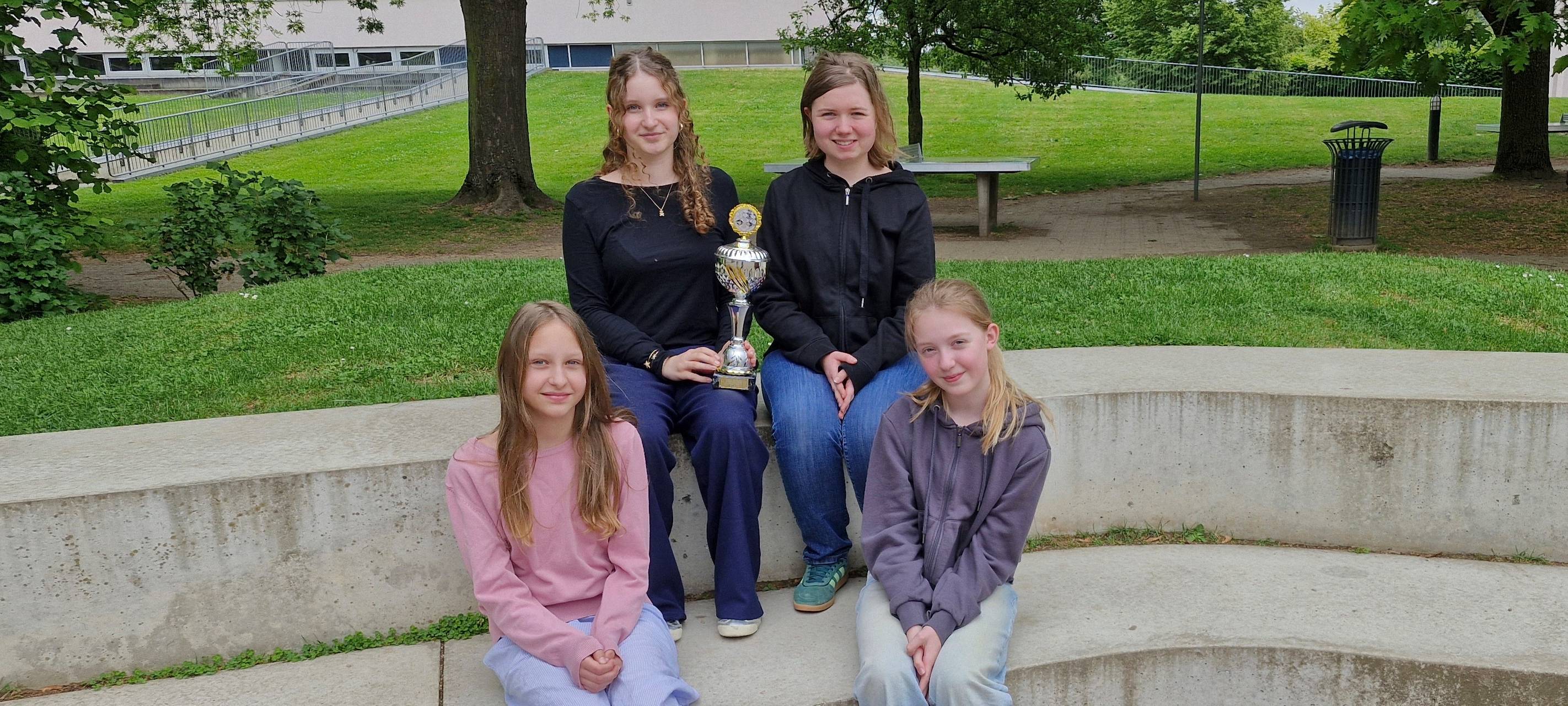 Schülerinnen aus Dormagen sind deutsche Schulschachmeister