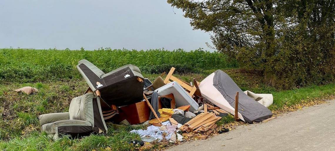Grevenbroich kämpft gegen "Wilden Müll"