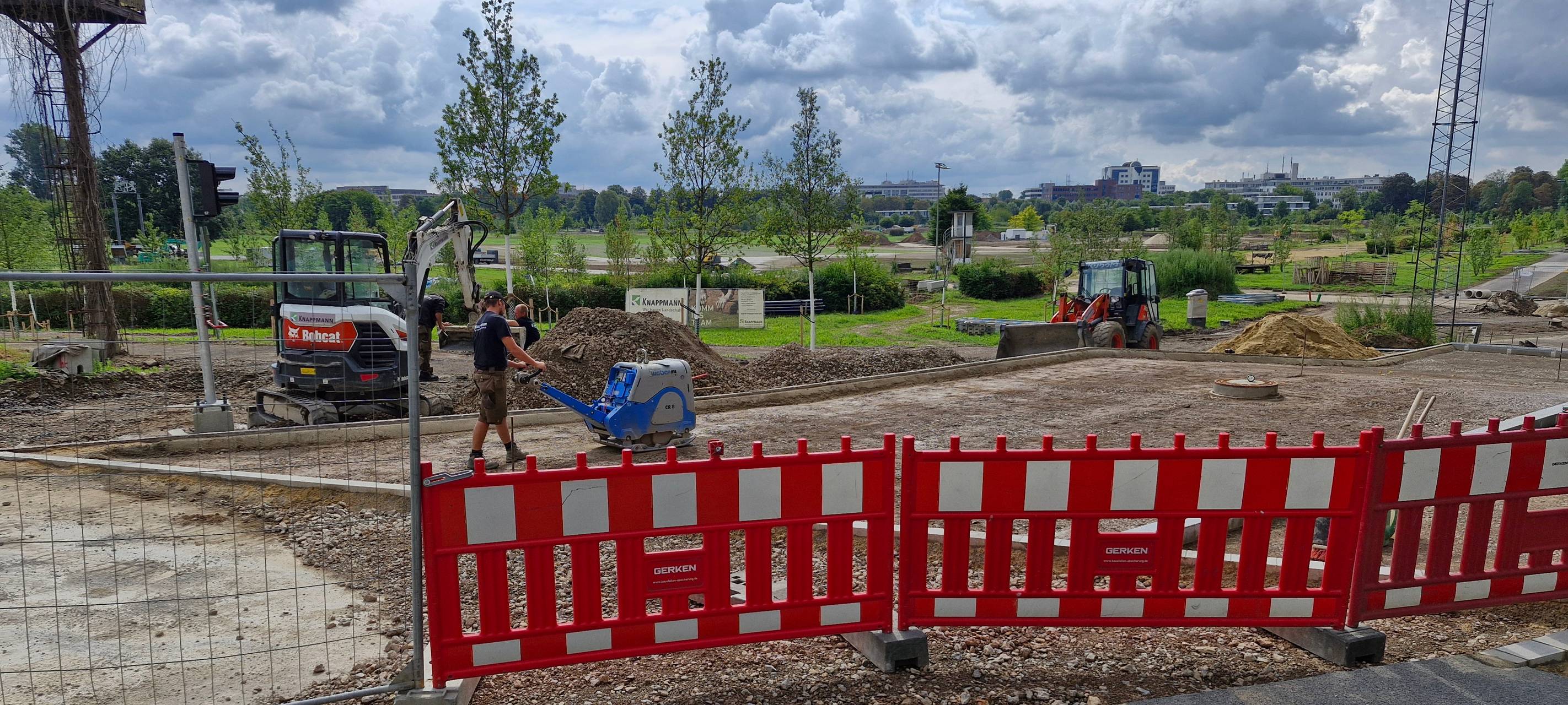 Wird der Neusser Kirmesplatz rechtzeitig fertig?