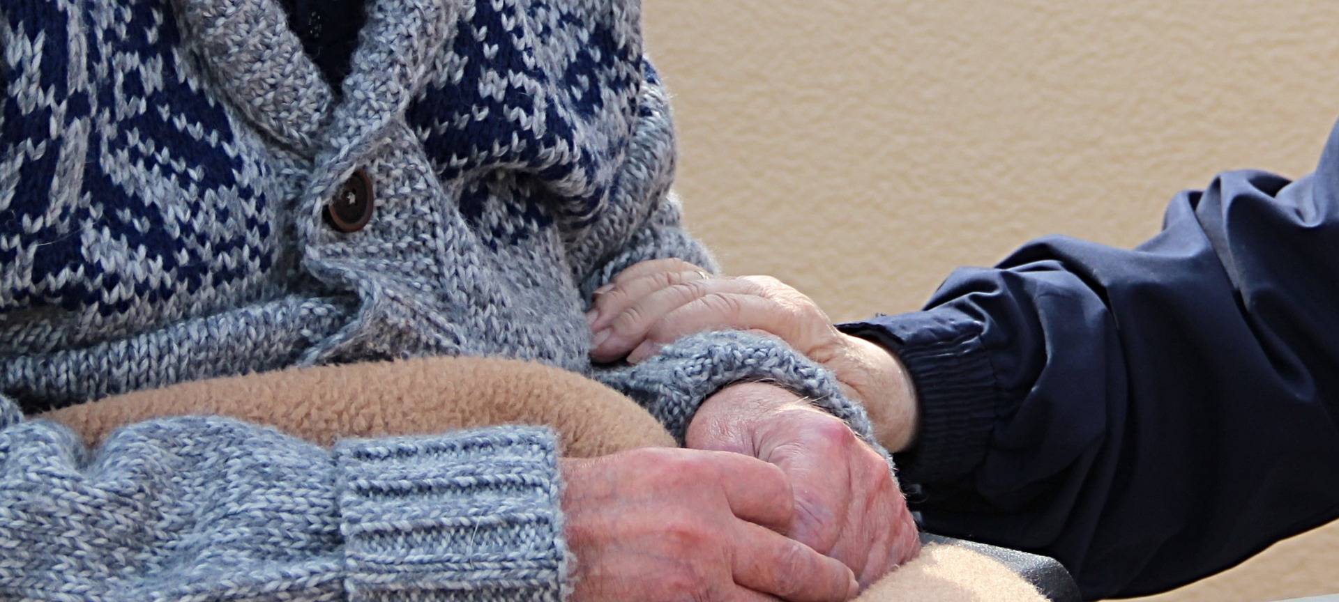 Symbolbild Pflege im Alter