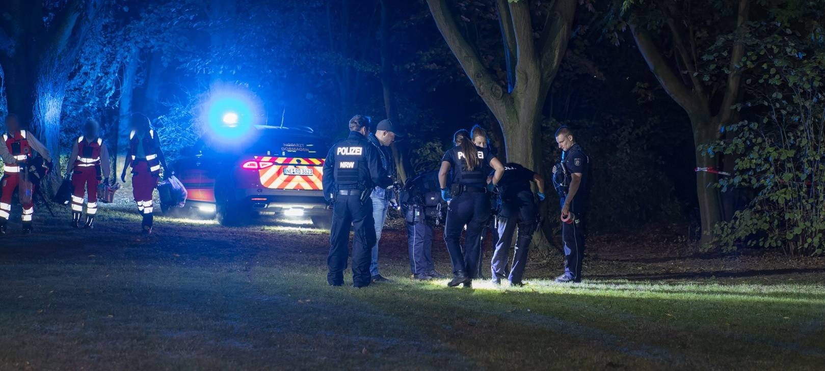 Tödliche Messerattacke in Neuss: Polizei ermittelt