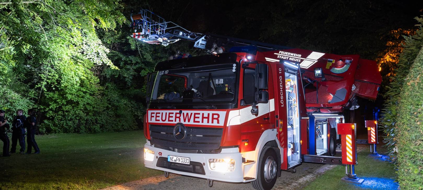 Tödliche Messerattacke in Neuss: Polizei ermittelt