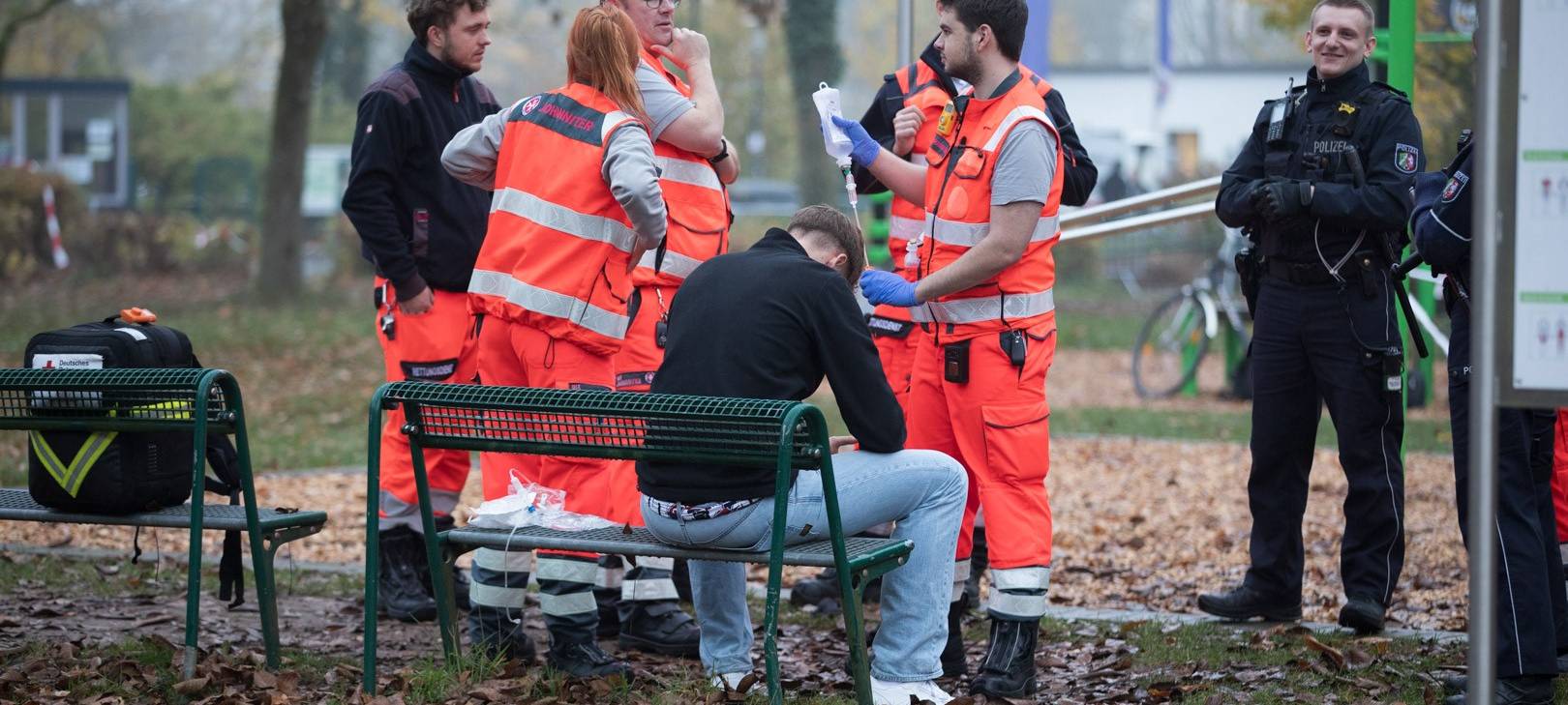 Platzsturm beim Niederrheinpokal: Eskalation in Büderich