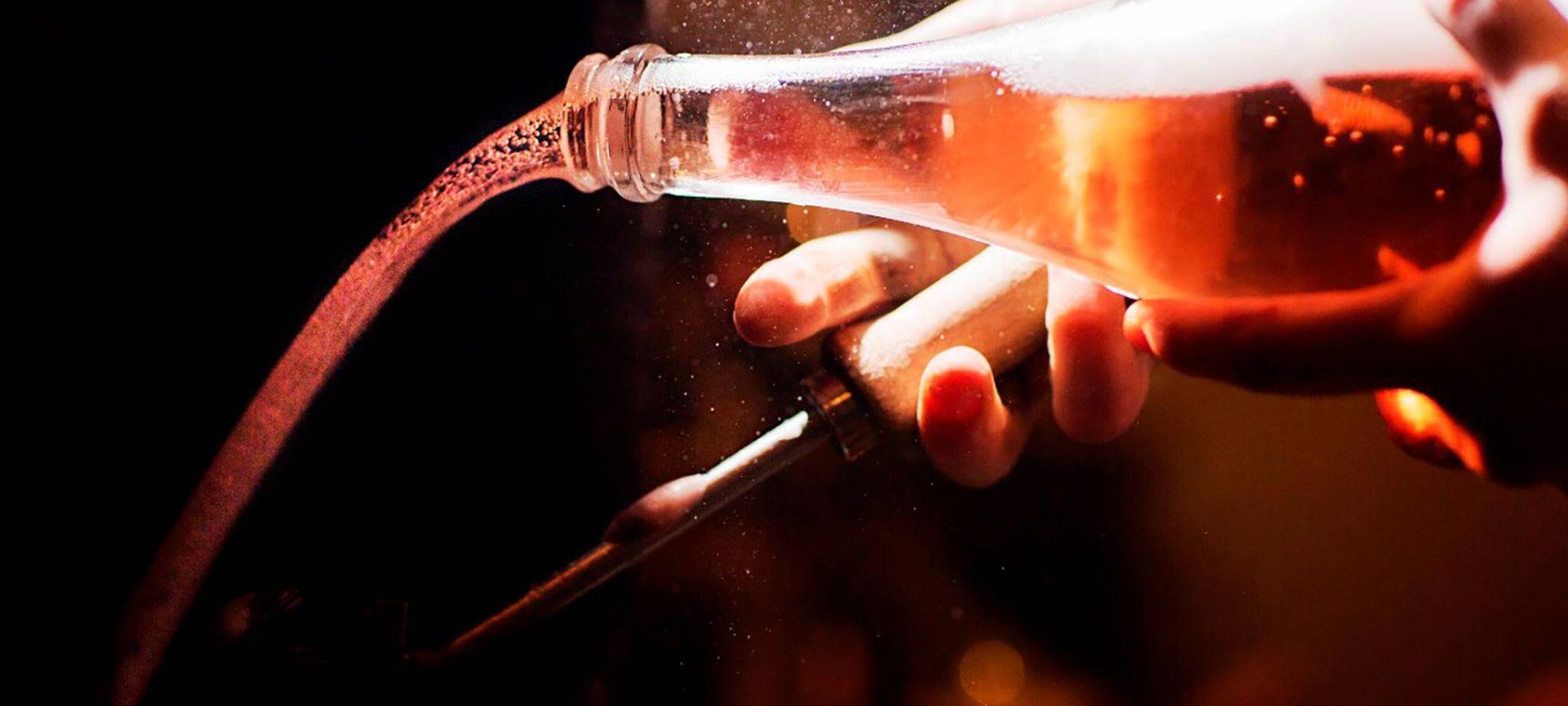 Sekt wird degorgiert