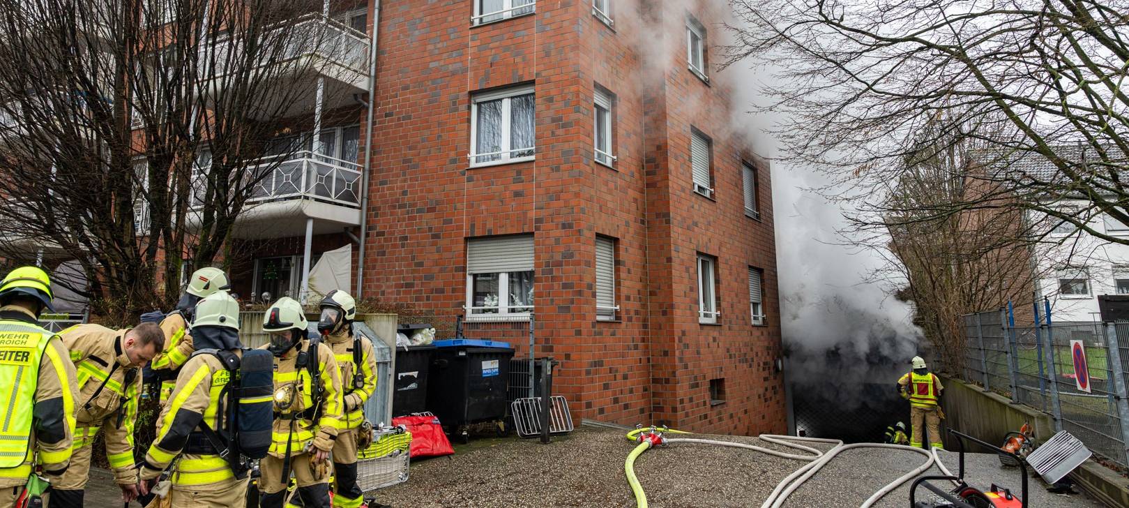 PKW-Brand in Tiefgarage in Grevenbroich-Neuenhausen