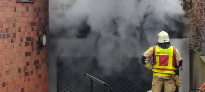 Brand einer Tiefgarage in Grevenbroich
Foto: Feuerwehr Grevenbroich