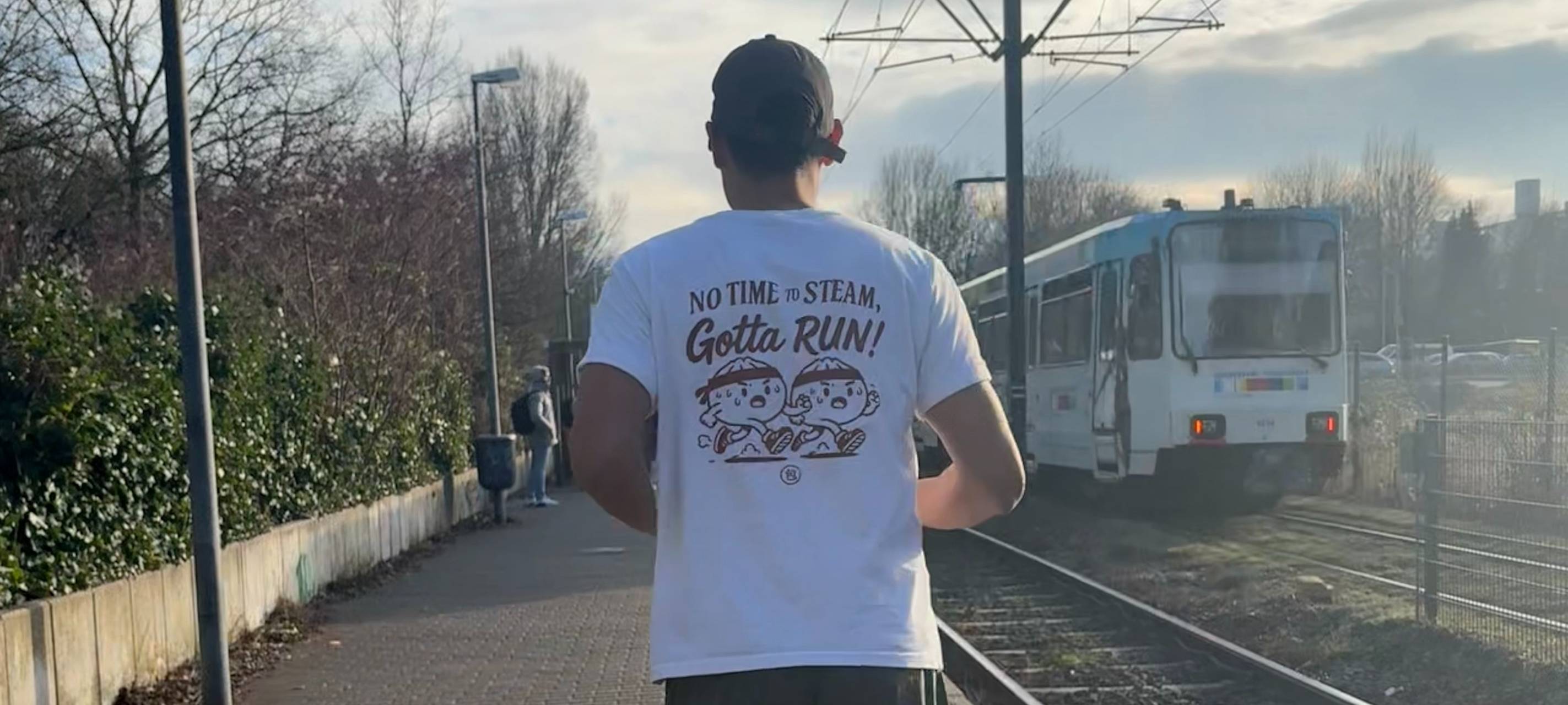 Düsseldorfer läuft komplettes U-Bahnnetz der Rheinbahn ab