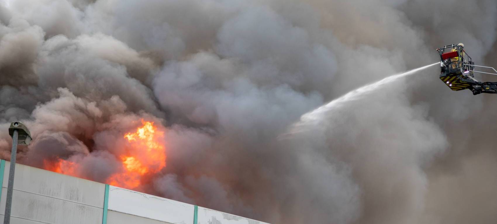 Brand in Krefeld - Warnung für den Kreis aufgehoben