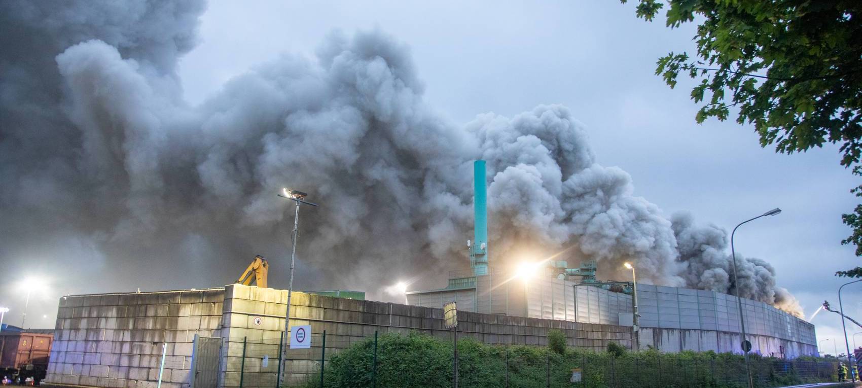 Brand in Krefeld - Warnung für den Kreis aufgehoben