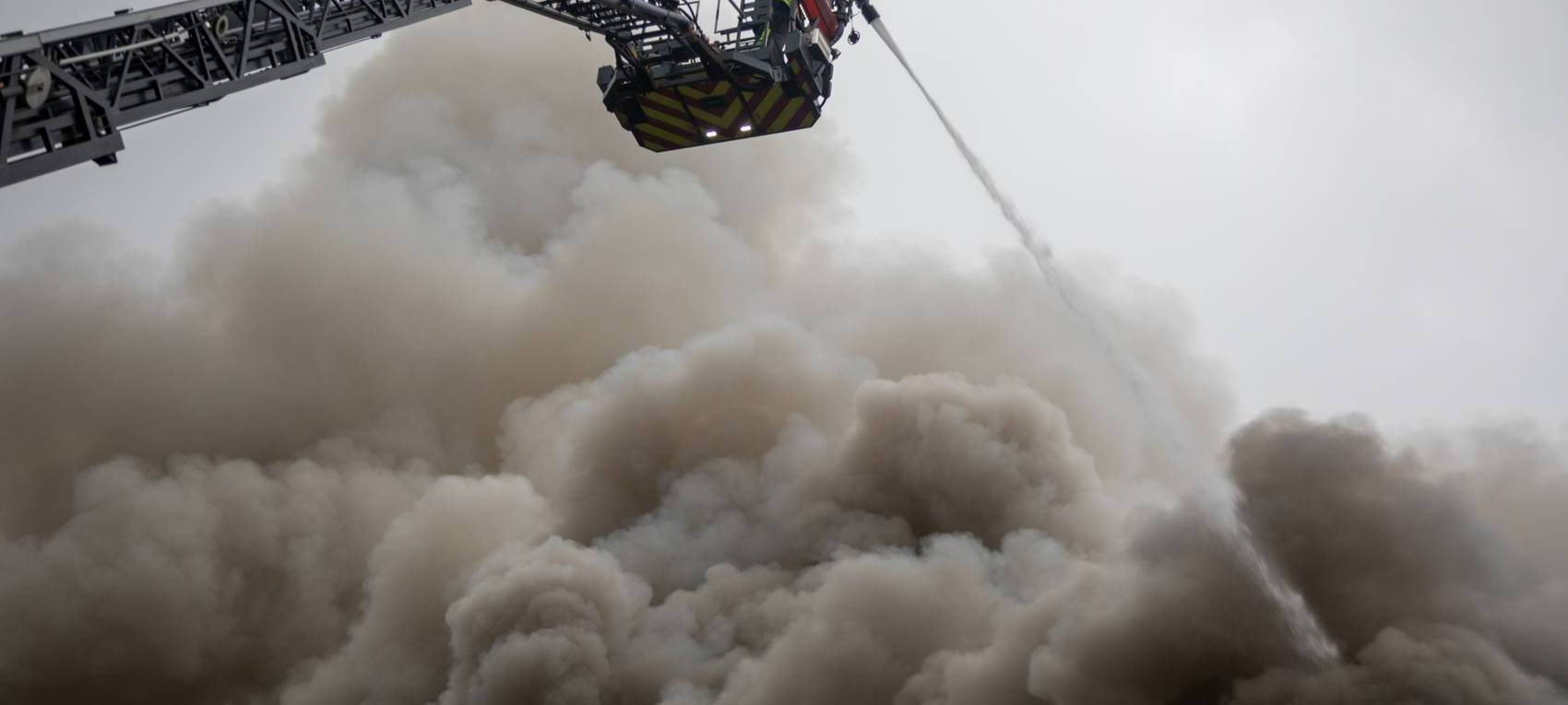 Brand in Krefeld - Warnung für den Kreis aufgehoben