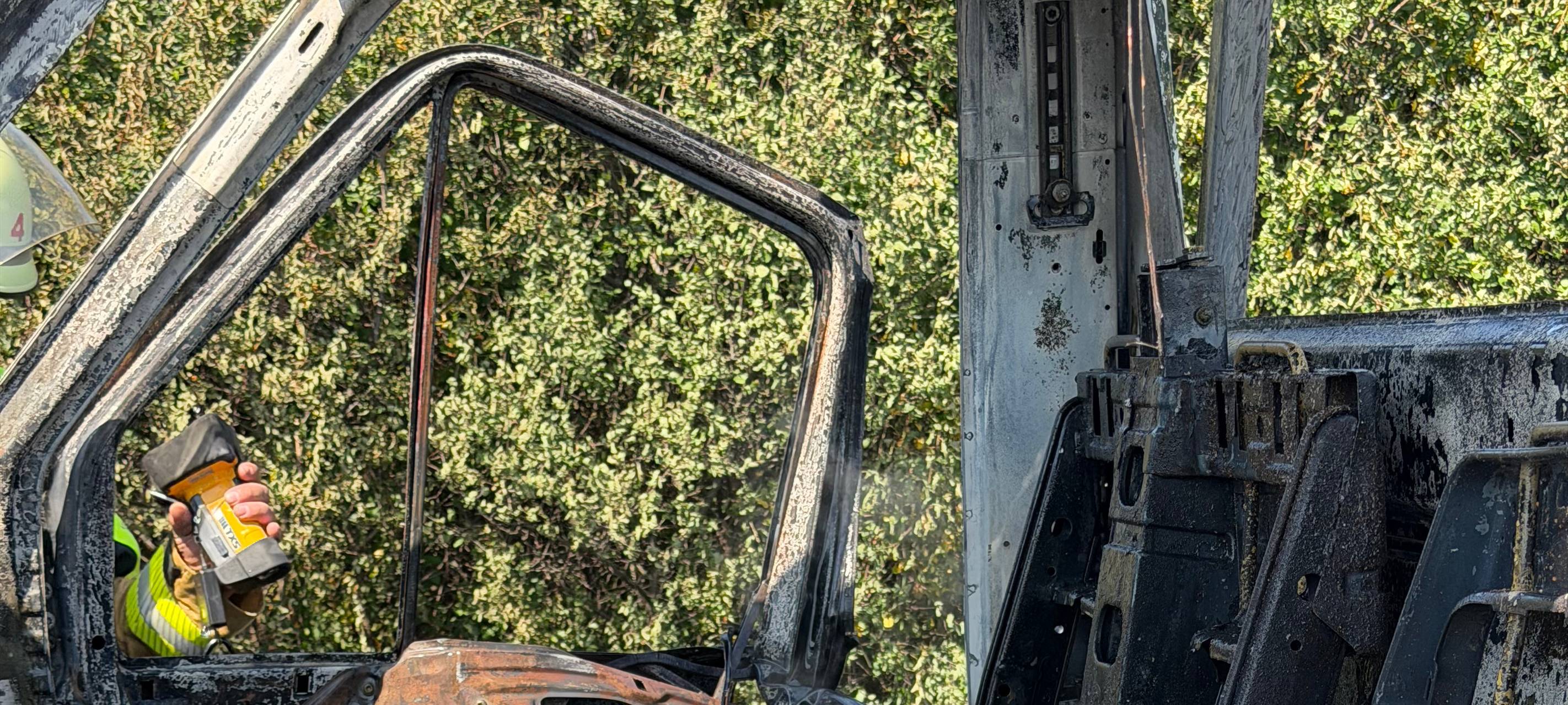 PKW-Vollbrand auf der A52 bei Meerbusch