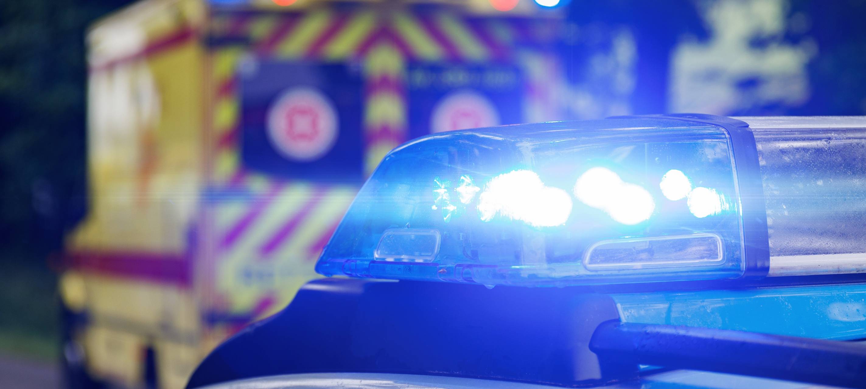 27-jähriger Zollbeamter stirbt nach Sturz durch Dach