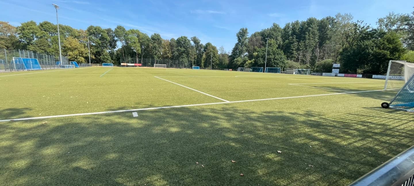Termin für Sanierung des Kunstrasenplatzes am Kaarster See