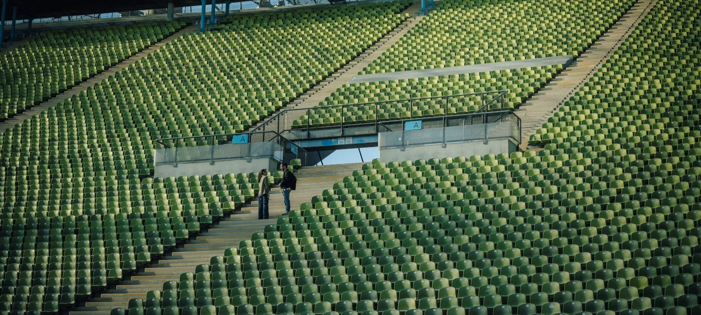 Die Agenten im Olympiastadion.
