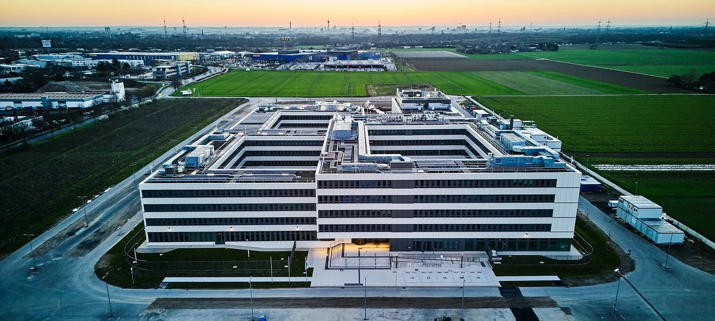 Land NRW übernimmt neues Rechenzentrum in Kaarst